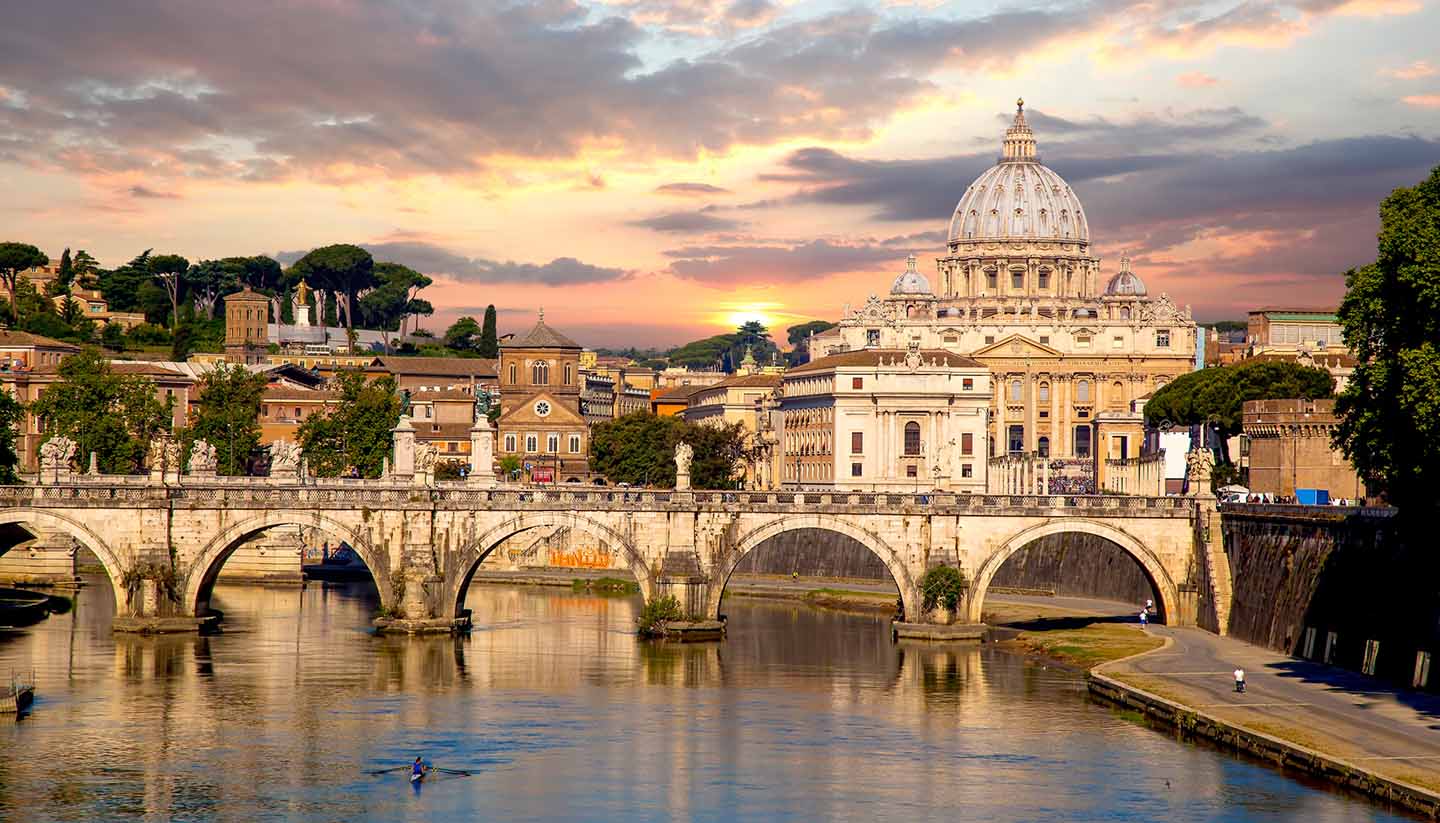 Vatican City - Basilica di San Pietro in Vatican City, Italy